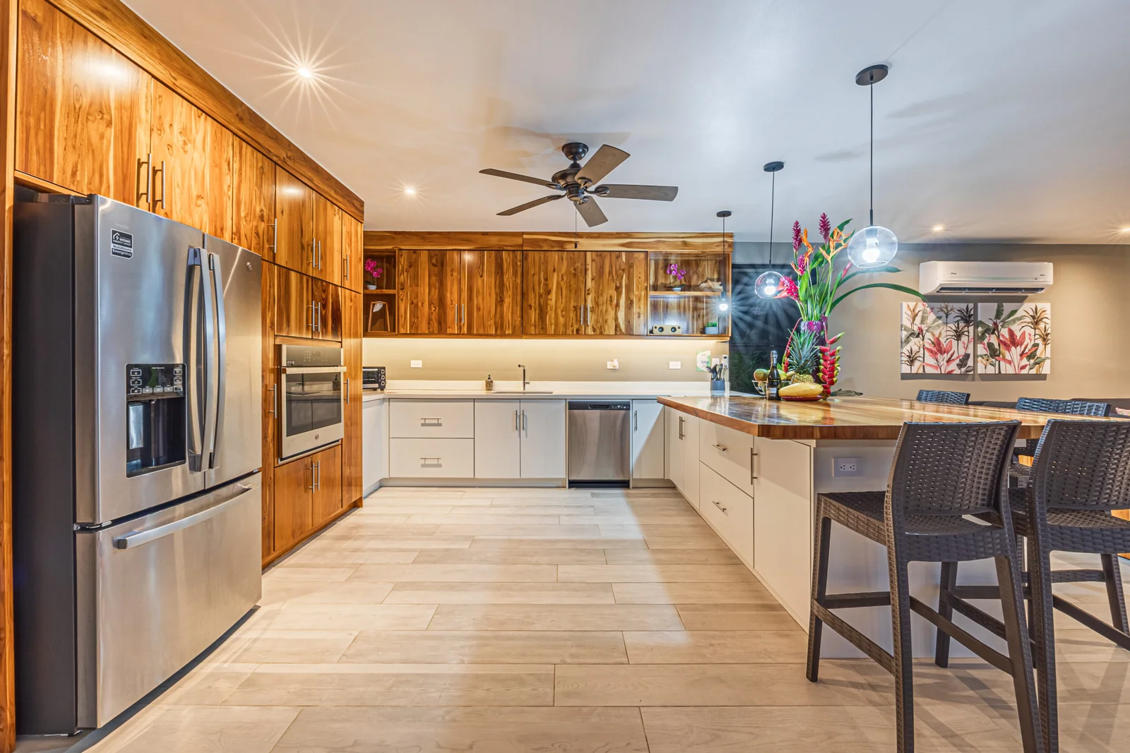 Luxury Jungle Estate with Infinity Pool & Ocean Views