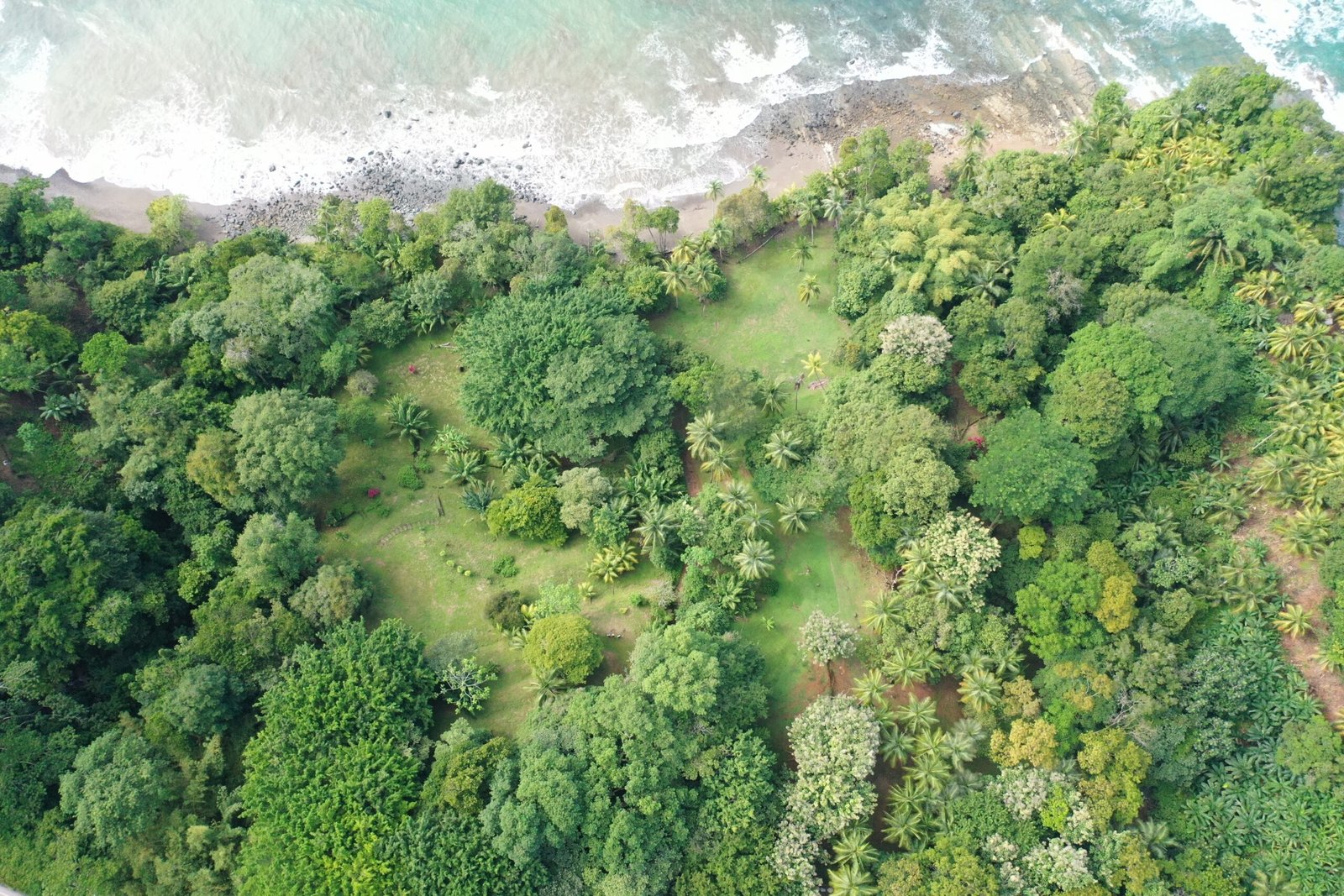 Luxury Beachfront Estate in Costa Rica – Rare 2.33-Acre Investment Opportunity