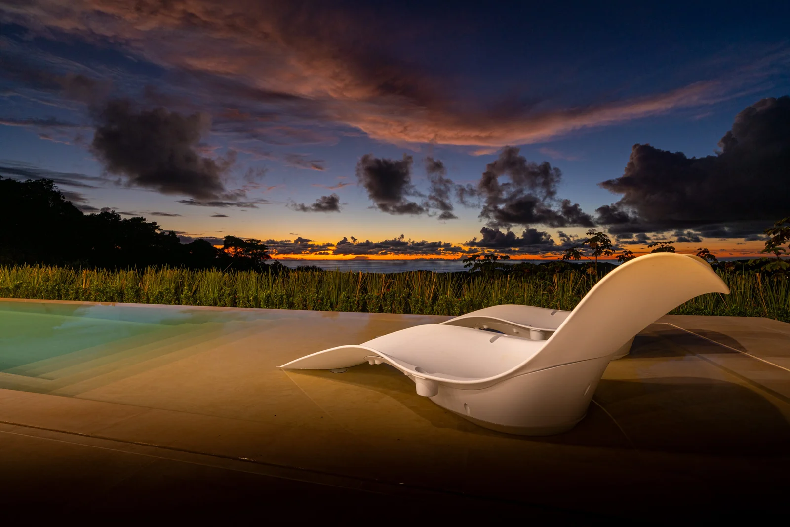 A New Benchmark in Modern Tropical Luxury – Ojochal, Costa Rica